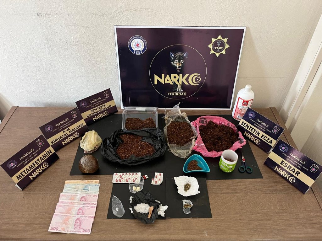 “Çorlu’da Uyuşturucu Operasyonu: Yüklü Miktarda Sentetik Madde Ele Geçirildi”