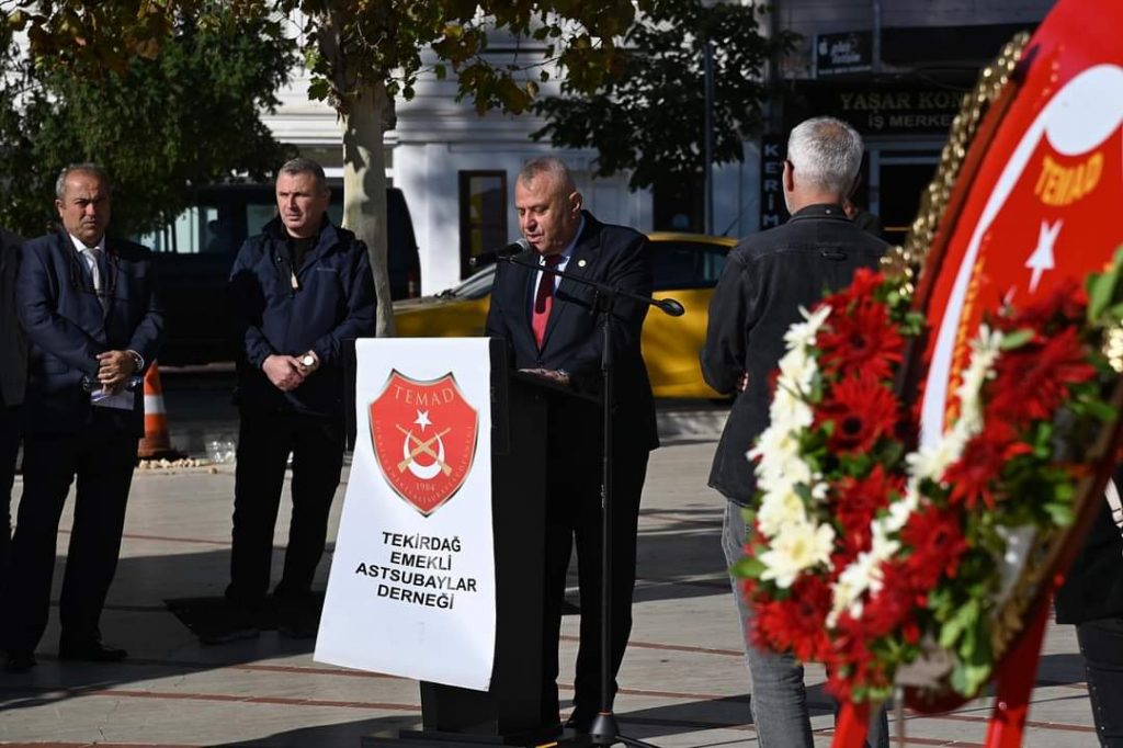 Astsubaylar Hakkını İstiyor
