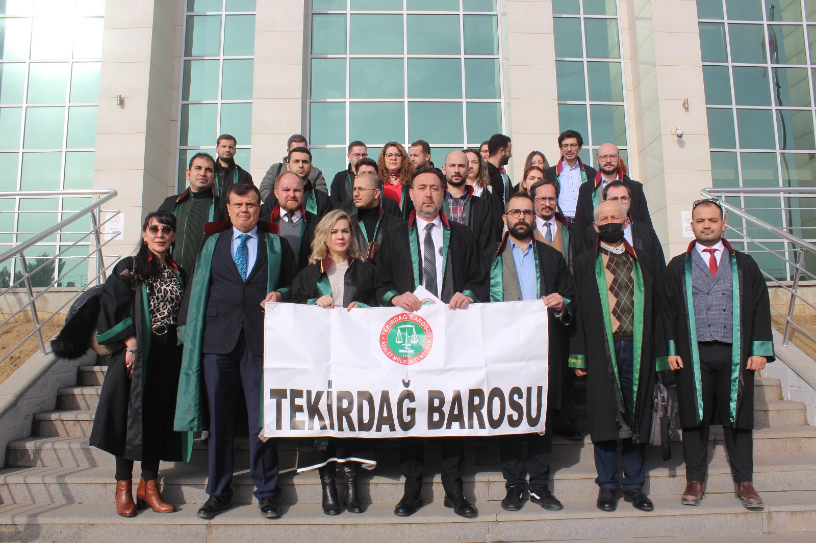 Teğmenlerin İhraç Edilmesine Tekirdağ Barosu’ndan Tepki