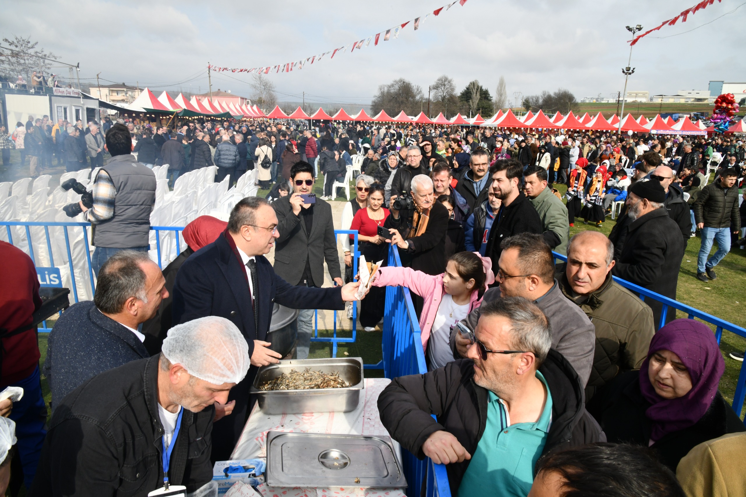 Karadeniz Coskusu Tekirdağ’da Yaşandı Açık Gıdalar Tepki Çekti