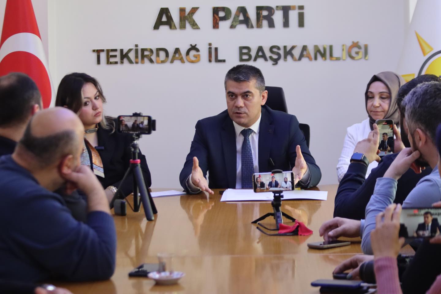 AK Parti’den 28 Şubat Mesajı: “Darbeyi ve Darbeciliği Kınıyoruz”
