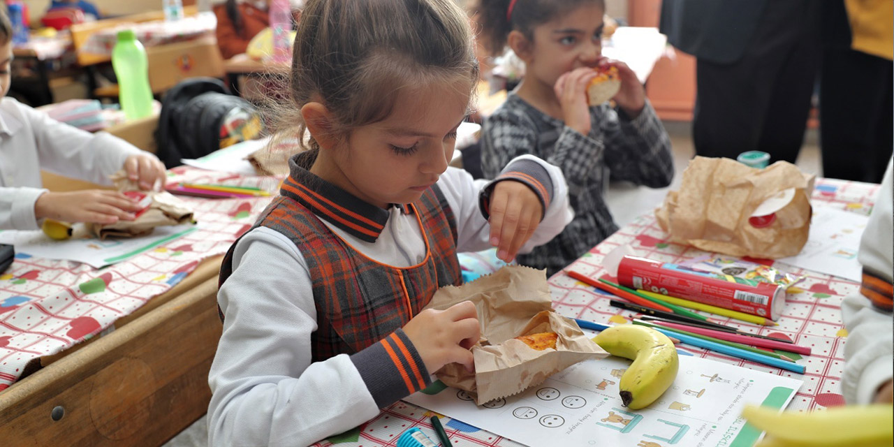 Tekirdağ’da İlköğretim Öğrencilerine Beslenme Desteği